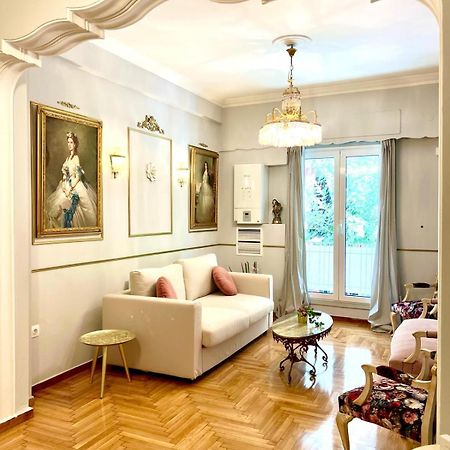Apartamento Charming Mini-Palace In Colorful Exarhia Area Atenas Exterior foto